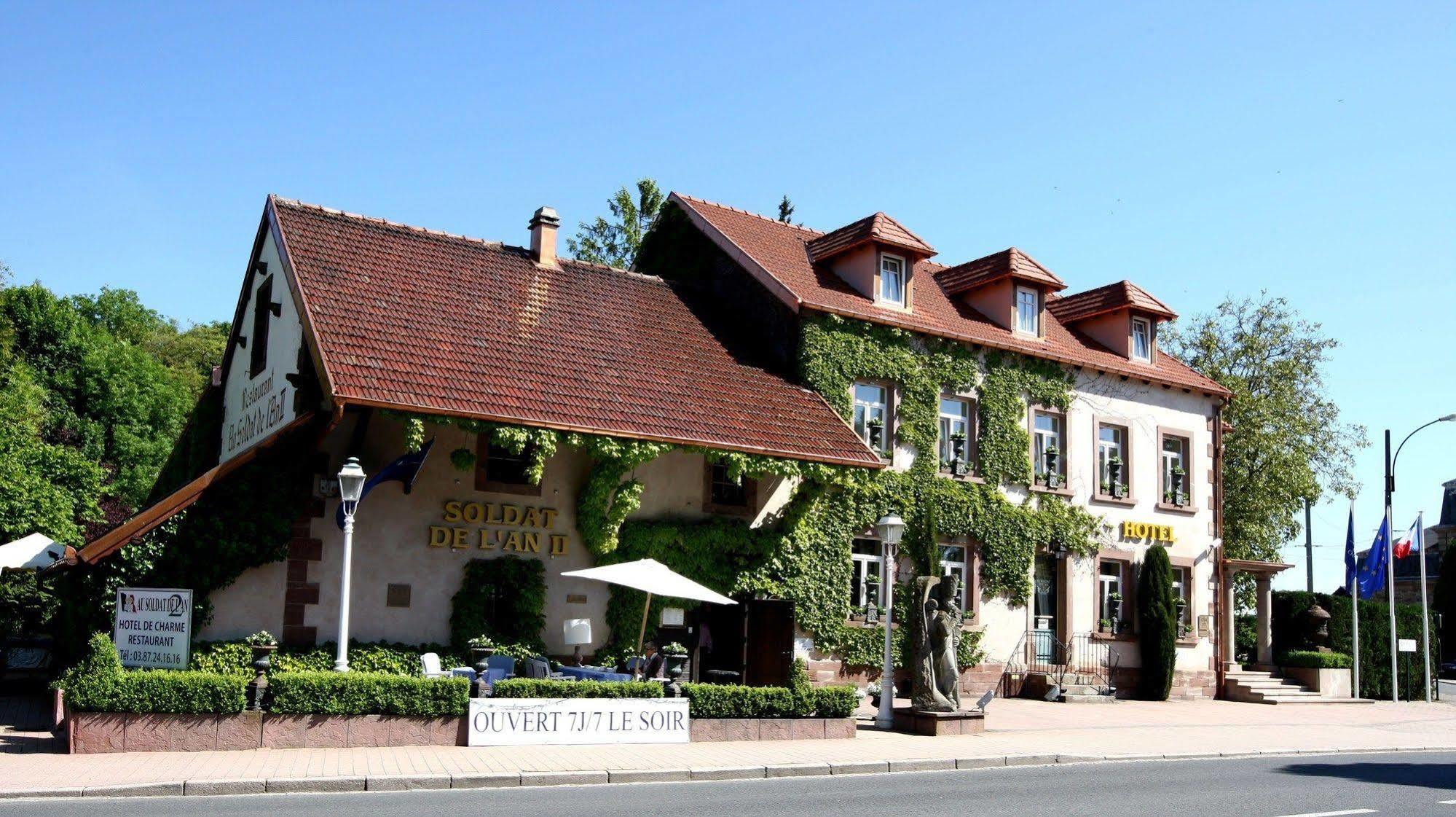 L'An2 Hotel Phalsbourg Exterior photo